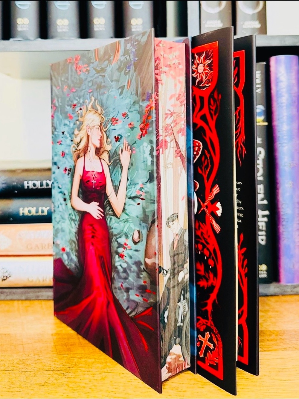 Fairyloot Exclusive Edition The Gravewood by Kelly Andrew